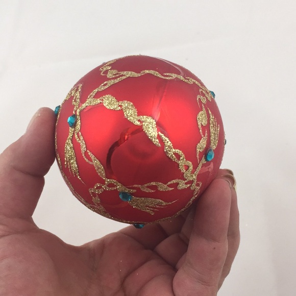 VINTAGE ARTISAN HANDCRAFTED RED EGG SHAPED CHRISTMAS ORNAMENT UPCYCLED - Picture 7 of 8